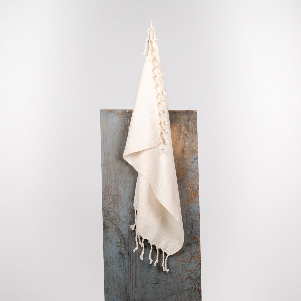 Chiaro Peskir — Ecru